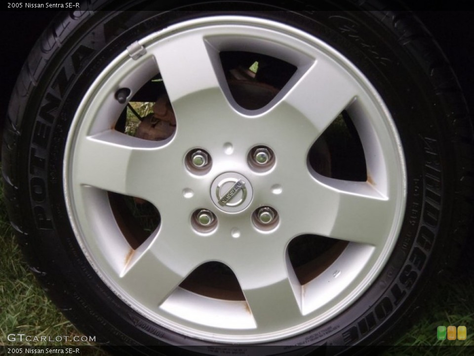 2005 Nissan Sentra SE-R Wheel and Tire Photo #52486529