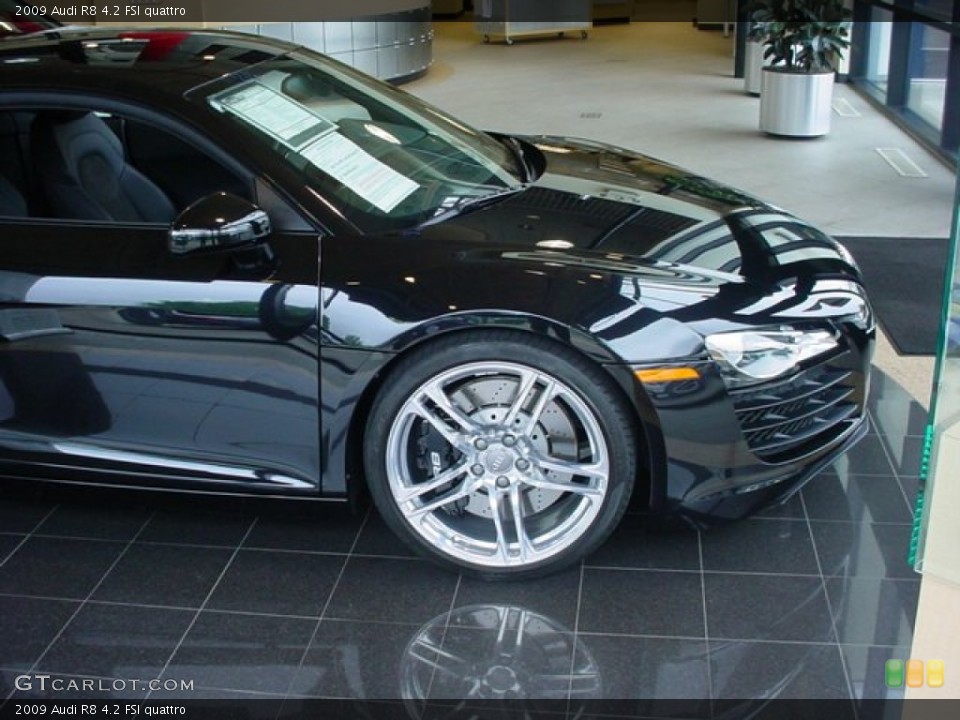 2009 Audi R8 4.2 FSI quattro Wheel and Tire Photo #52497452