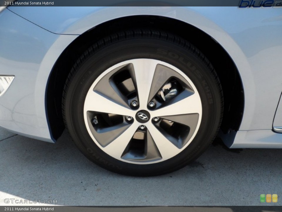 2011 Hyundai Sonata Hybrid Wheel and Tire Photo #52523160