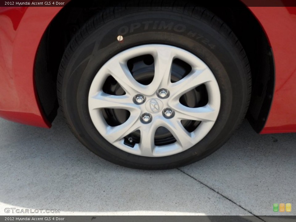 2012 Hyundai Accent GLS 4 Door Wheel and Tire Photo #52531248