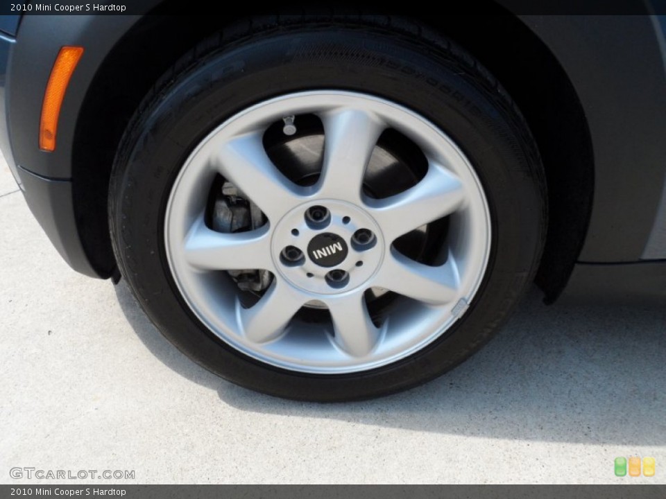 2010 Mini Cooper S Hardtop Wheel and Tire Photo #52533759