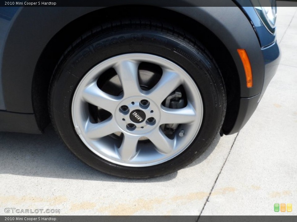 2010 Mini Cooper S Hardtop Wheel and Tire Photo #52533807