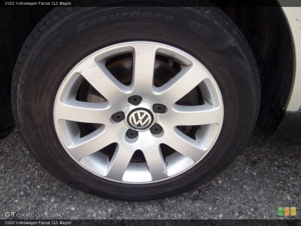 2002 Volkswagen Passat GLS Wagon Wheel and Tire Photo #52587043