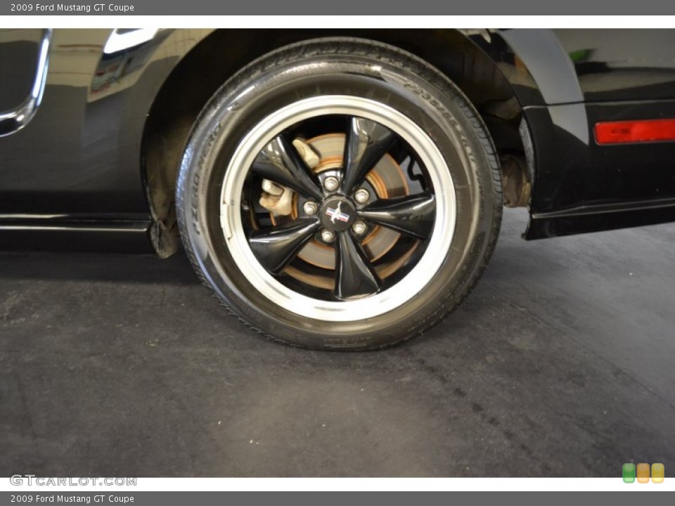 2009 Ford Mustang GT Coupe Wheel and Tire Photo #52612985