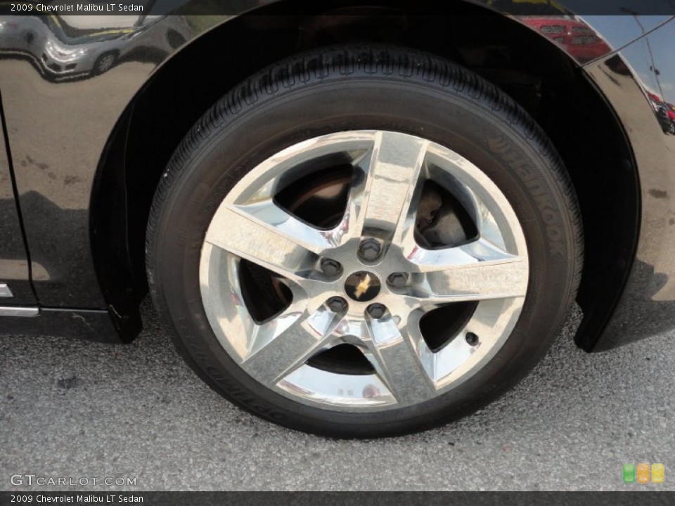 2009 Chevrolet Malibu LT Sedan Wheel and Tire Photo #52615583