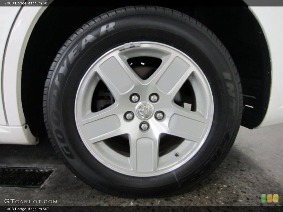2008 Dodge Magnum SXT Wheel and Tire Photo #52617626