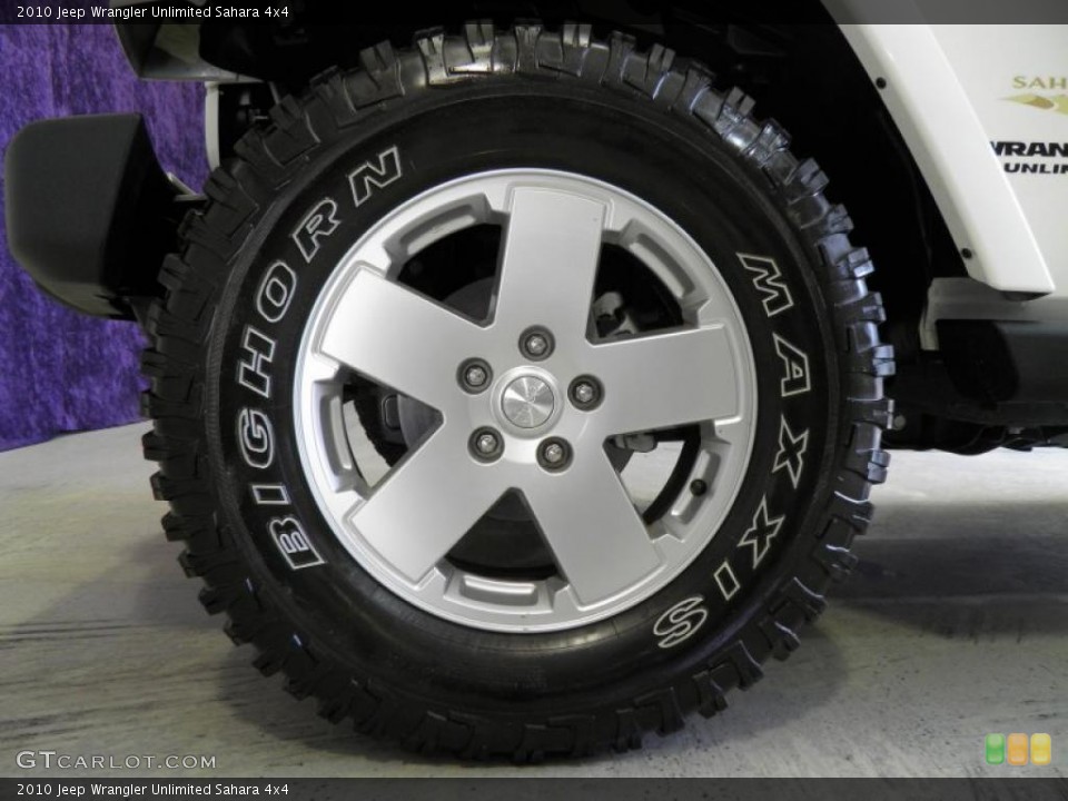 2010 Jeep Wrangler Unlimited Sahara 4x4 Wheel and Tire Photo #52785699