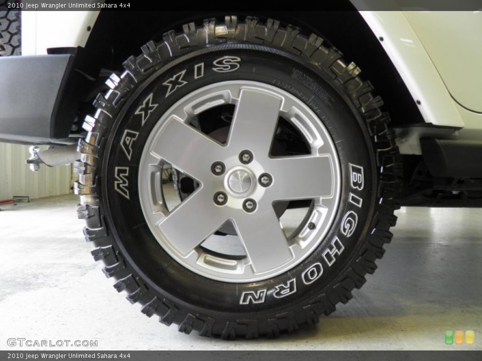 2010 Jeep Wrangler Unlimited Sahara 4x4 Wheel and Tire Photo #52785724
