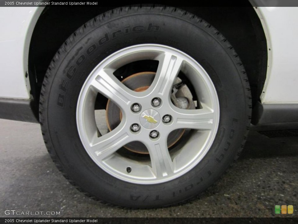 2005 Chevrolet Uplander  Wheel and Tire Photo #52804880