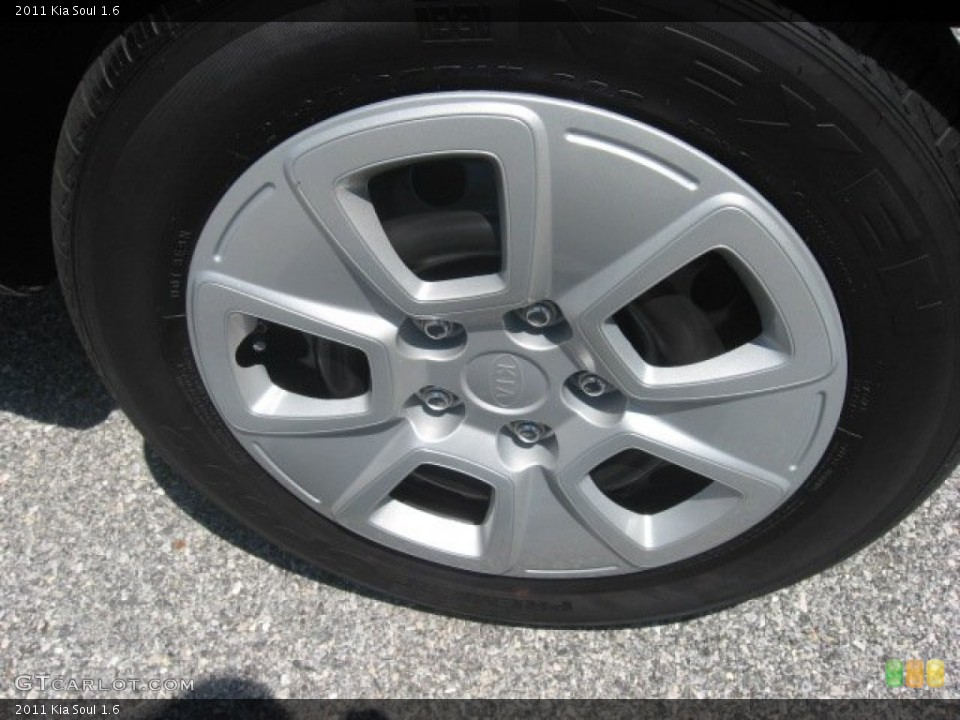 2011 Kia Soul 1.6 Wheel and Tire Photo #52828943
