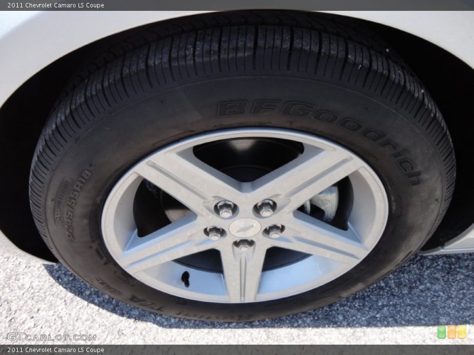2011 Chevrolet Camaro LS Coupe Wheel and Tire Photo #52830077