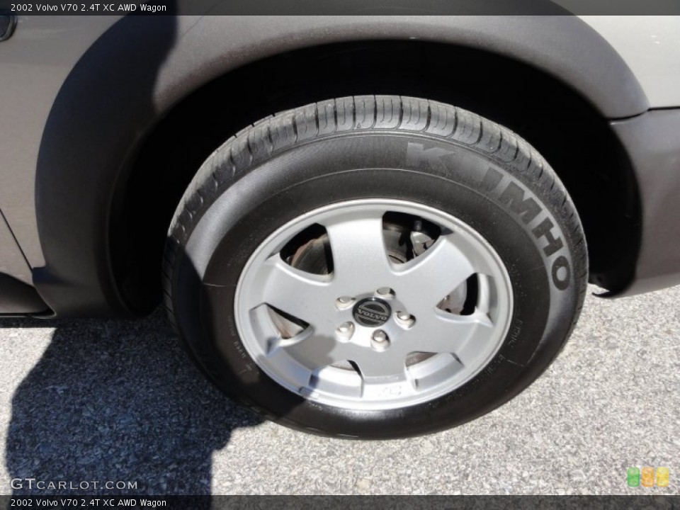 2002 Volvo V70 2.4T XC AWD Wagon Wheel and Tire Photo #52855581