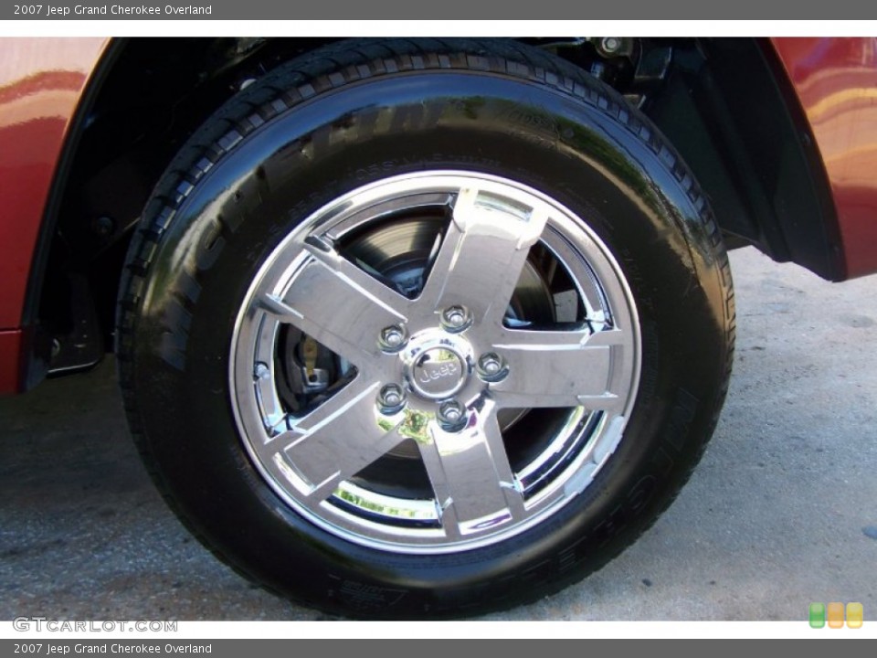 2007 Jeep Grand Cherokee Overland Wheel and Tire Photo #52874399