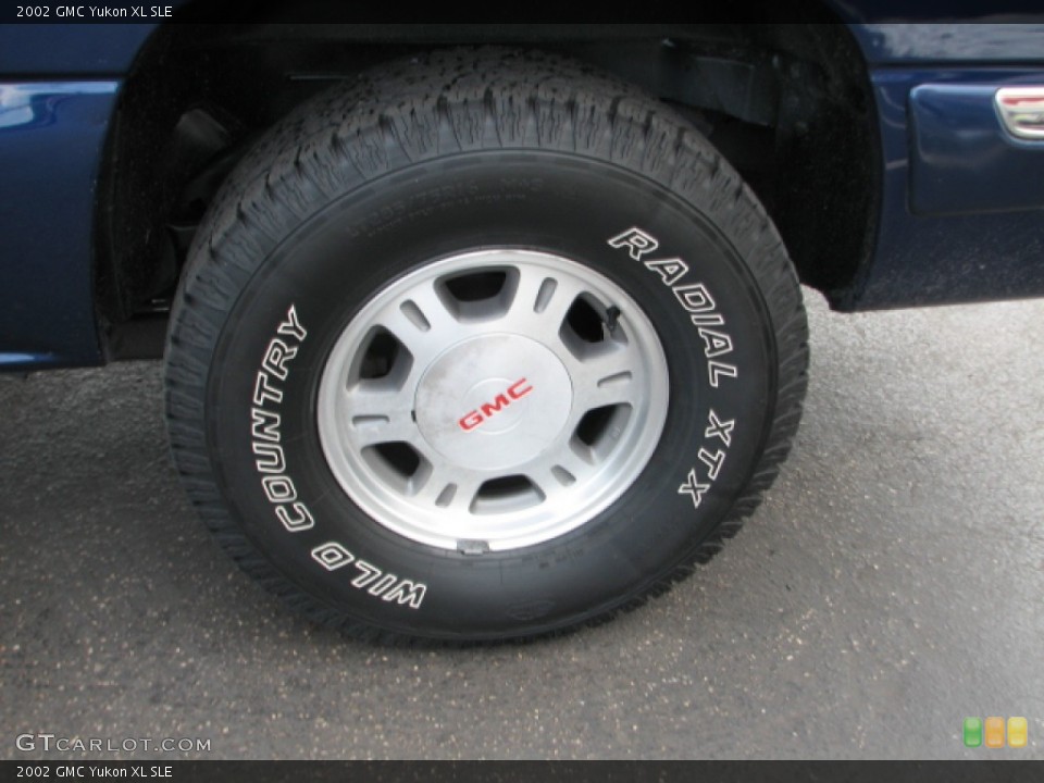 2002 GMC Yukon XL SLE Wheel and Tire Photo #52913631