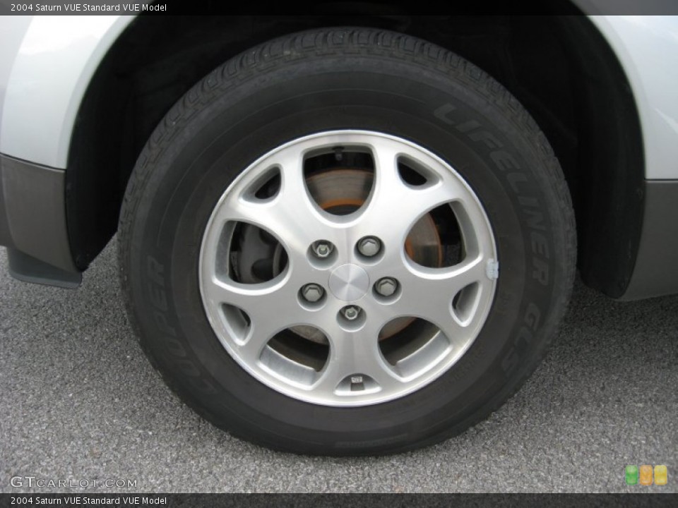 2004 Saturn VUE  Wheel and Tire Photo #52986571