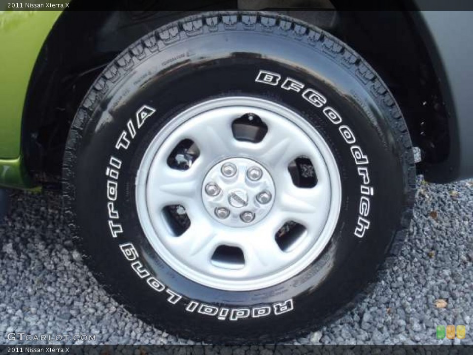 2011 Nissan Xterra X Wheel and Tire Photo #53014637