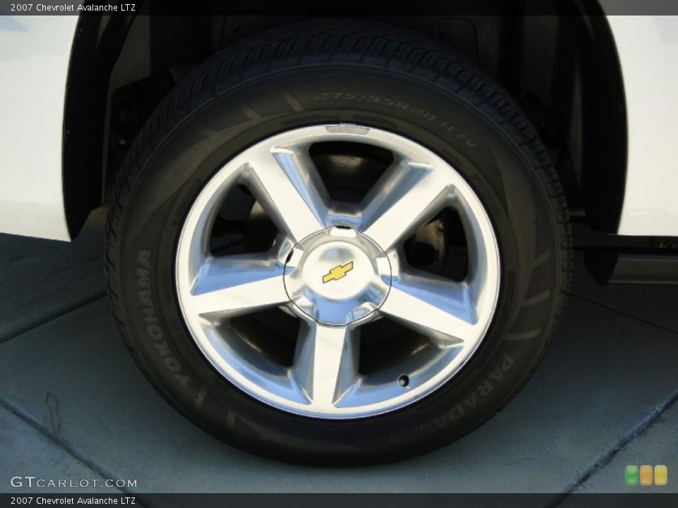 2007 Chevrolet Avalanche LTZ Wheel and Tire Photo #53016002
