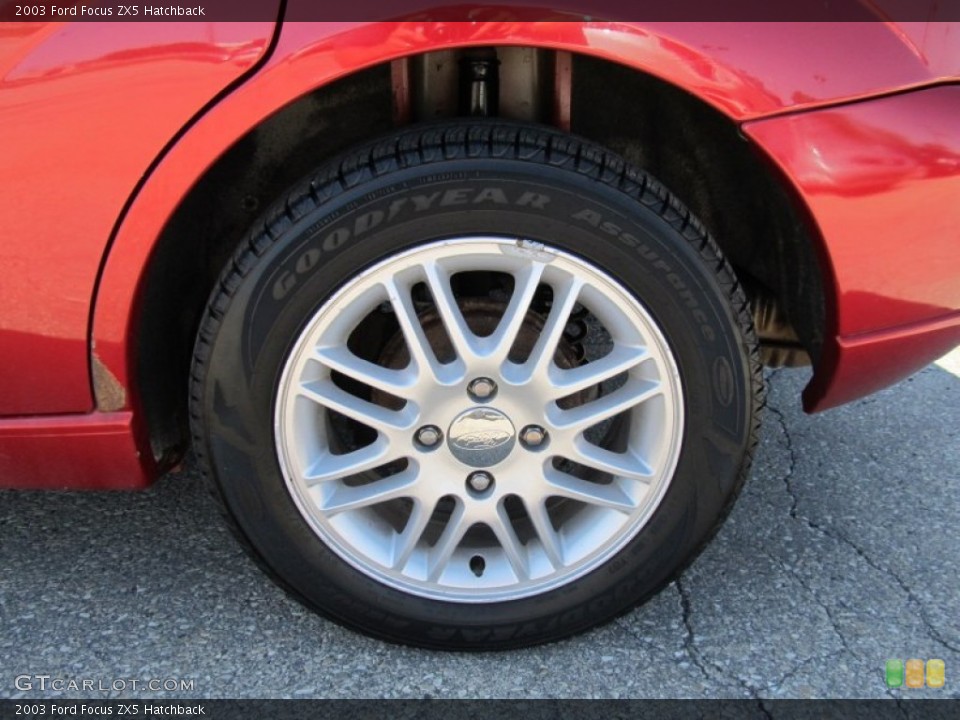 2003 Ford Focus ZX5 Hatchback Wheel and Tire Photo #53019038