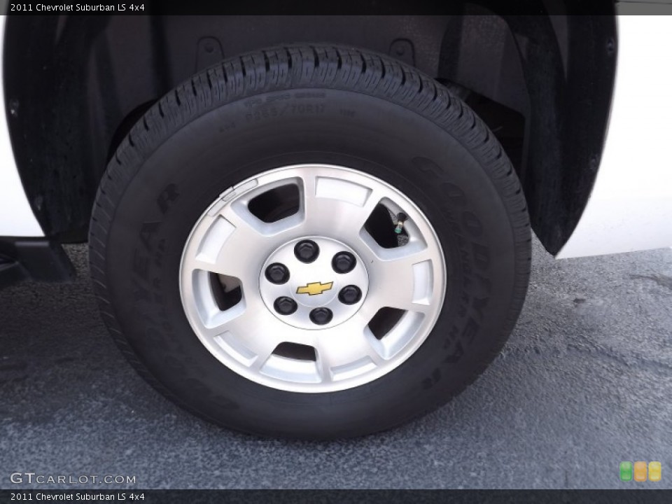 2011 Chevrolet Suburban LS 4x4 Wheel and Tire Photo #53028582