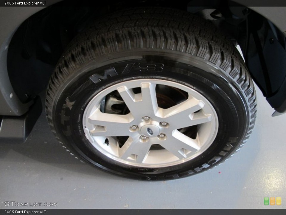 2006 Ford Explorer XLT Wheel and Tire Photo #53071093