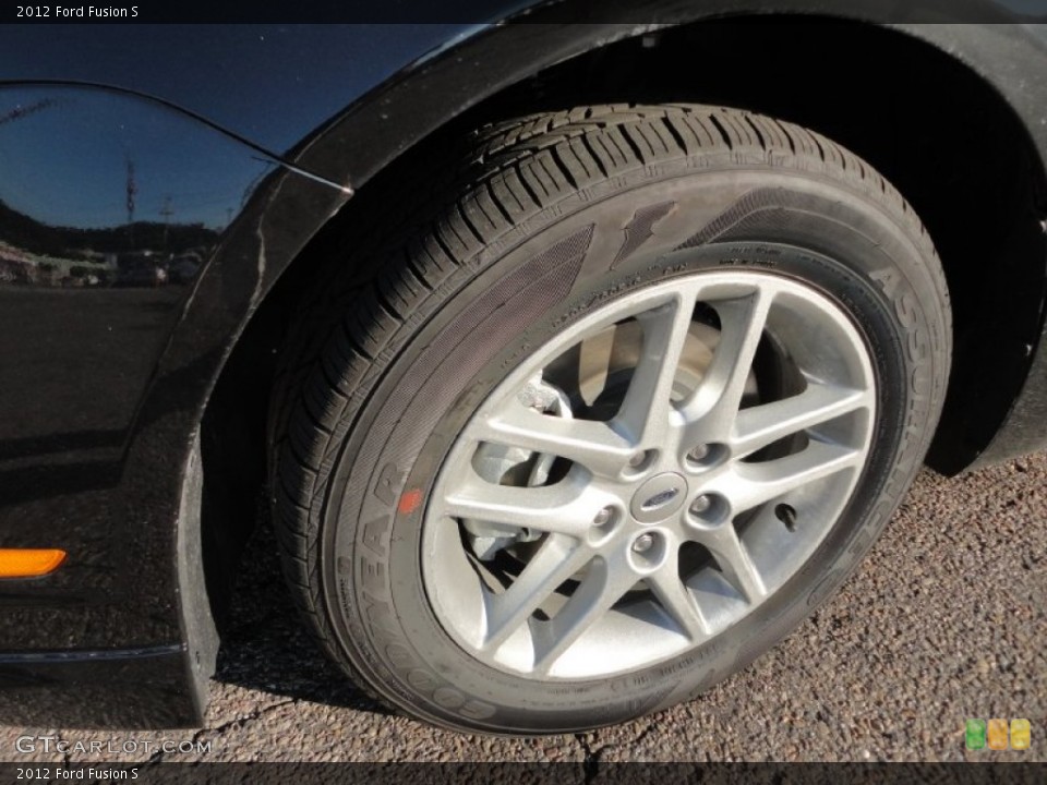 2012 Ford Fusion S Wheel and Tire Photo #53083552