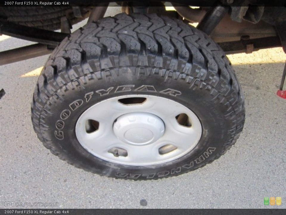 2007 Ford F150 XL Regular Cab 4x4 Wheel and Tire Photo #53099579