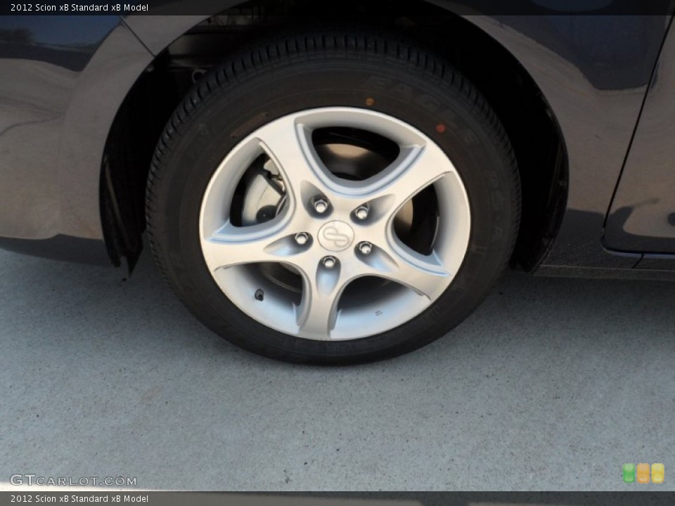 2012 Scion xB  Wheel and Tire Photo #53109044