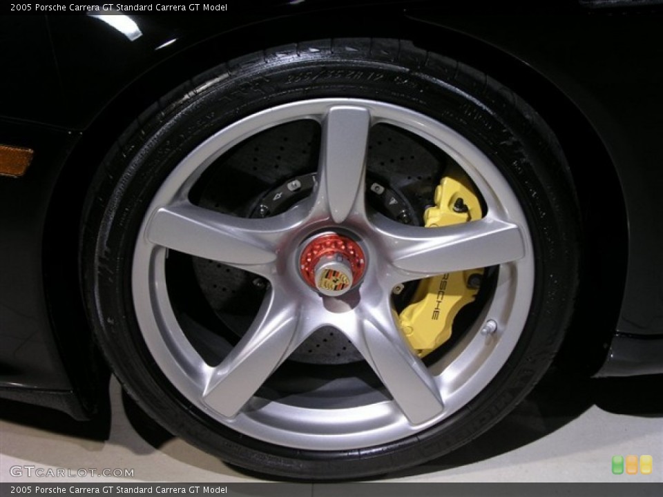 2005 Porsche Carrera GT  Wheel and Tire Photo #53118561