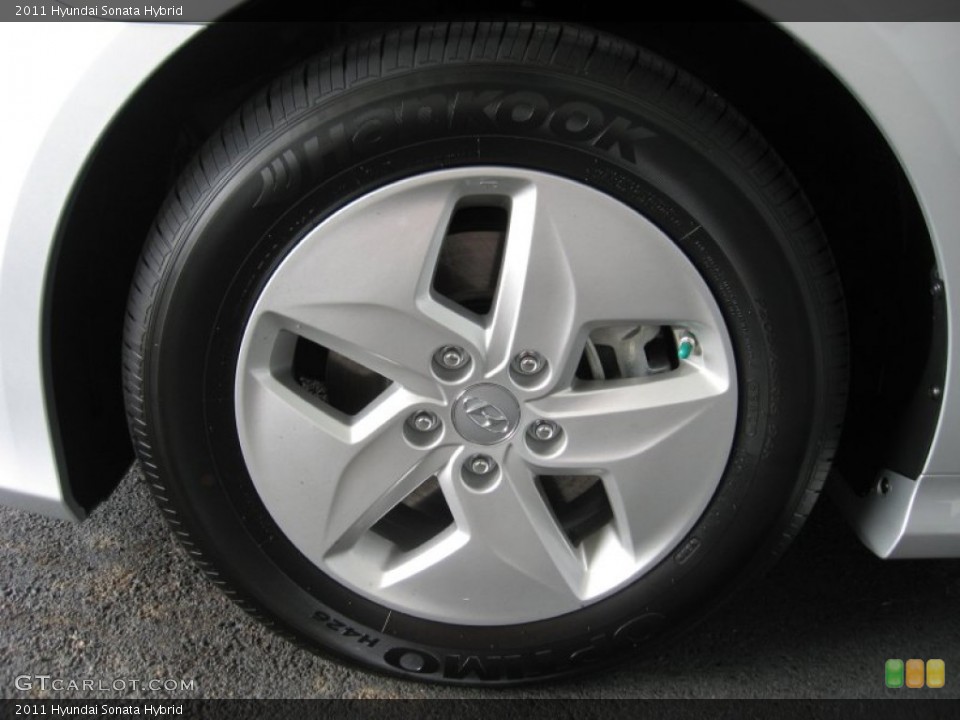 2011 Hyundai Sonata Hybrid Wheel and Tire Photo #53130973