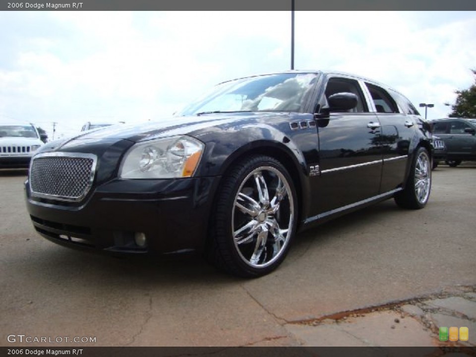 2006 Dodge Magnum Custom Wheel and Tire Photo #53133181