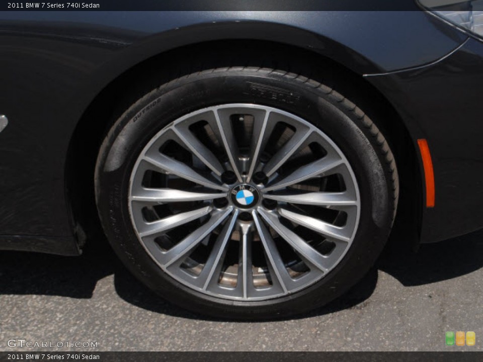 2011 BMW 7 Series 740i Sedan Wheel and Tire Photo #53139474
