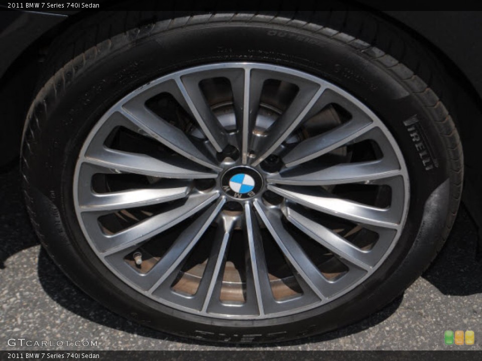2011 BMW 7 Series 740i Sedan Wheel and Tire Photo #53139594