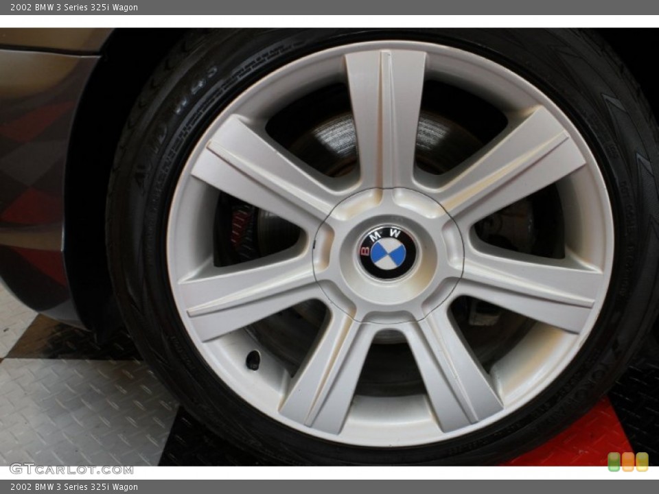 2002 BMW 3 Series 325i Wagon Wheel and Tire Photo #53180042