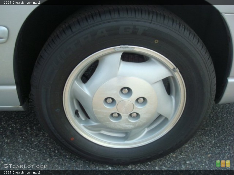1995 Chevrolet Lumina LS Wheel and Tire Photo #53197511