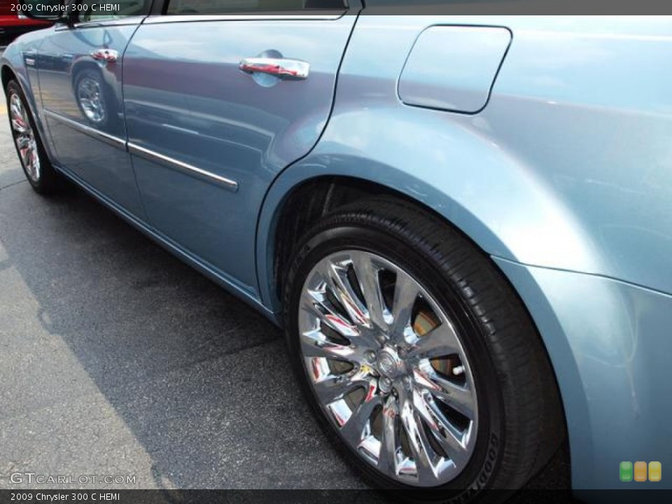 2009 Chrysler 300 C HEMI Wheel and Tire Photo #53236596