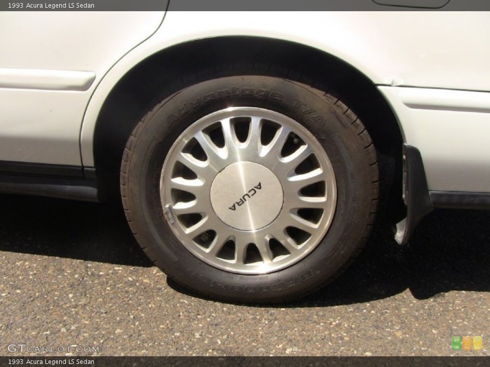 1993 Acura Legend LS Sedan Wheel and Tire Photo #53265769