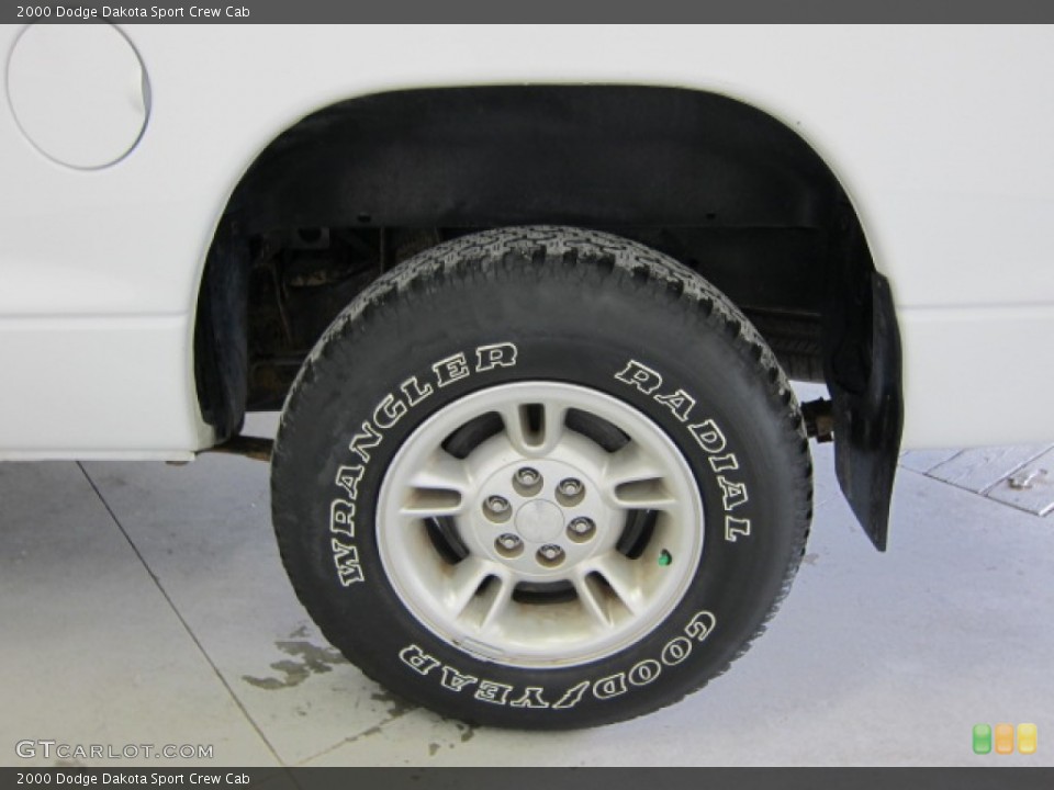 2000 Dodge Dakota Sport Crew Cab Wheel and Tire Photo #53284767