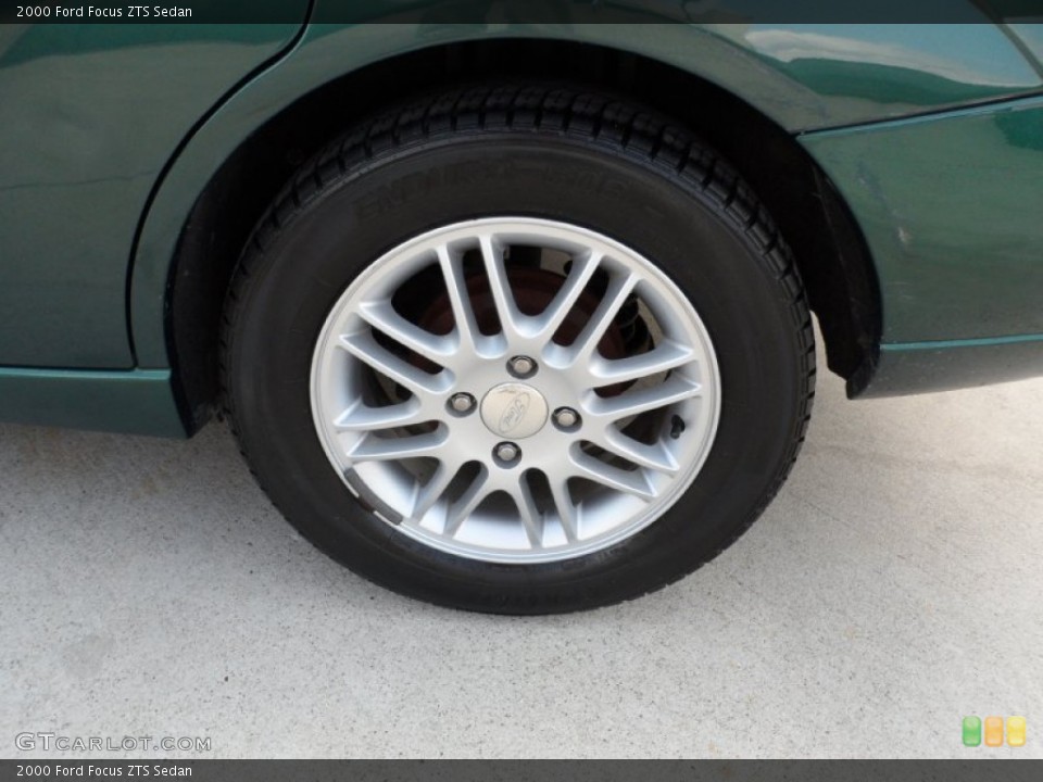 2000 Ford Focus ZTS Sedan Wheel and Tire Photo #53323495
