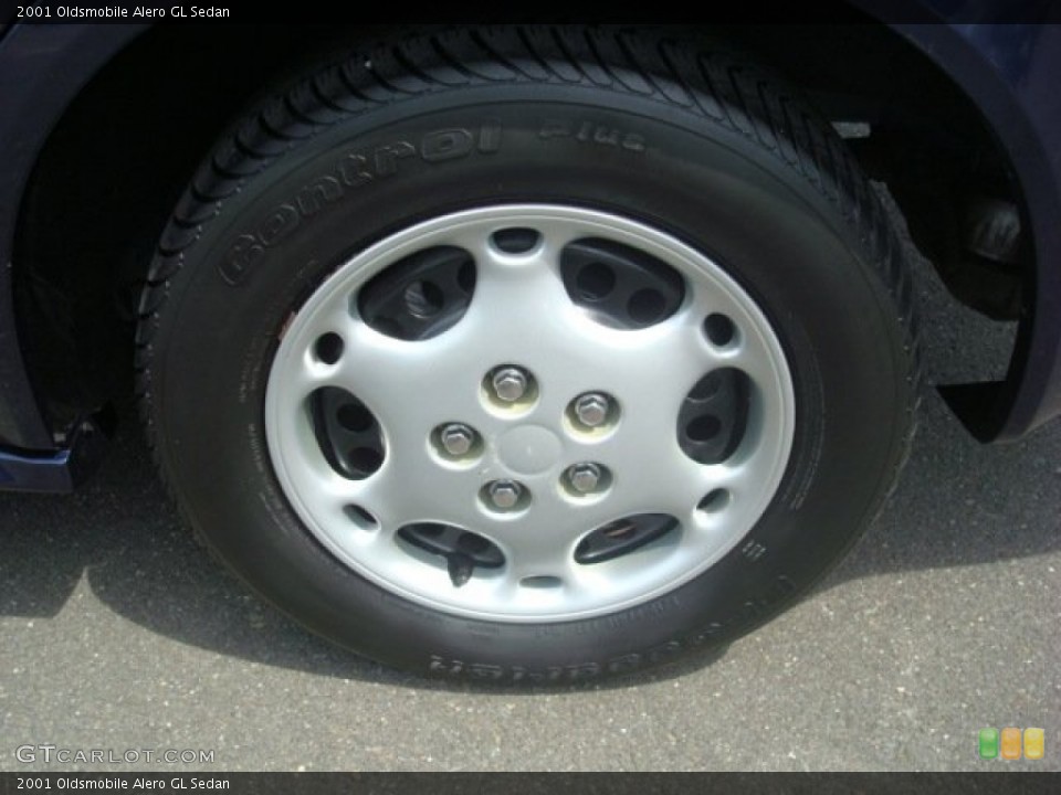 2001 Oldsmobile Alero GL Sedan Wheel and Tire Photo #53338591