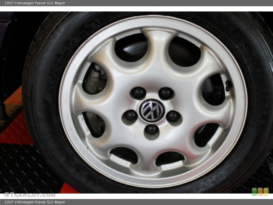 1997 Volkswagen Passat GLX Wagon Wheel and Tire Photo #53376833