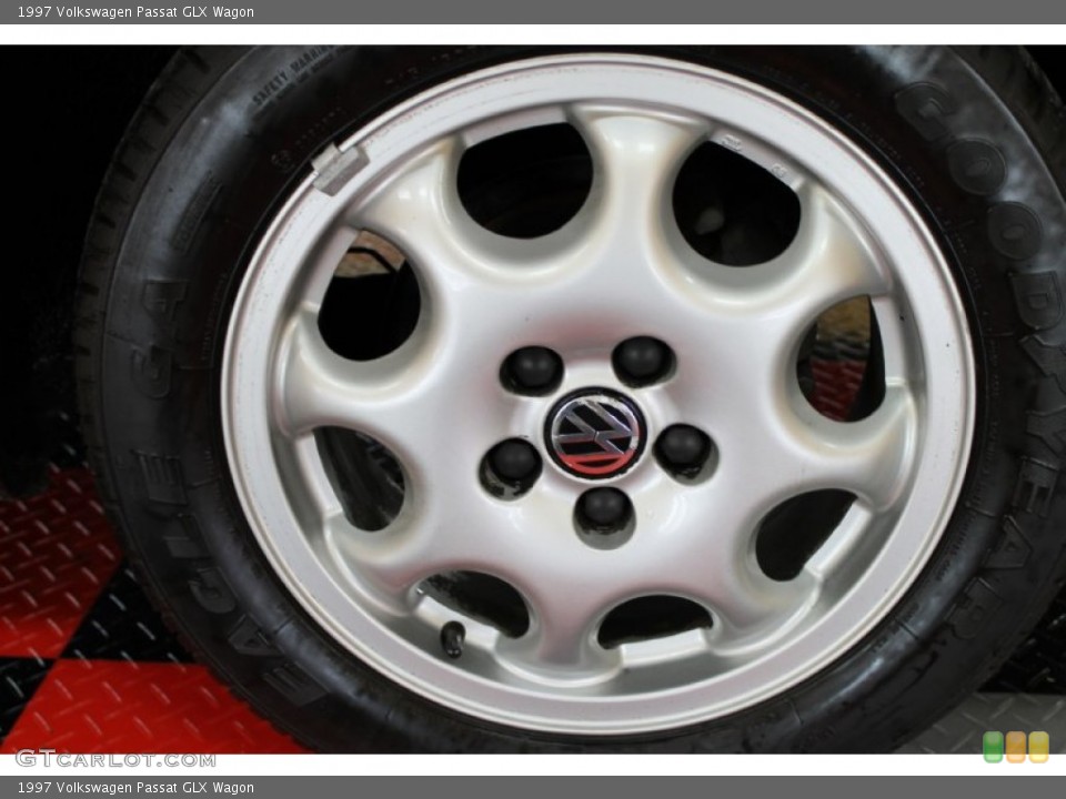 1997 Volkswagen Passat GLX Wagon Wheel and Tire Photo #53376848