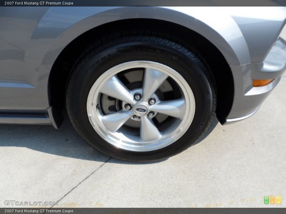 2007 Ford Mustang GT Premium Coupe Wheel and Tire Photo #53384171