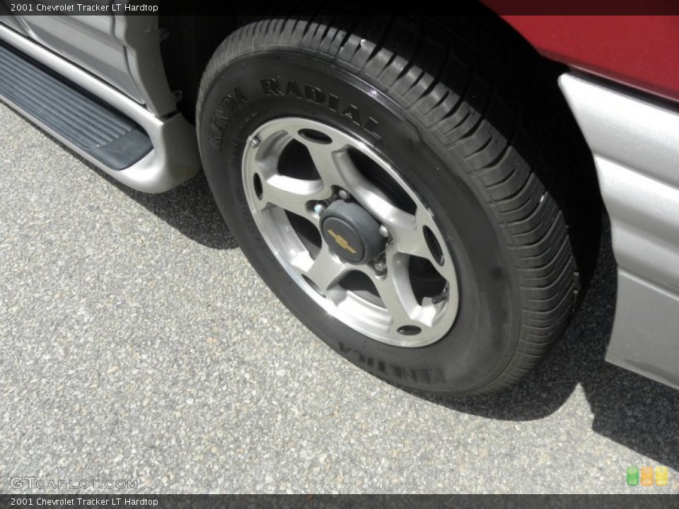 2001 Chevrolet Tracker LT Hardtop Wheel and Tire Photo #53389778
