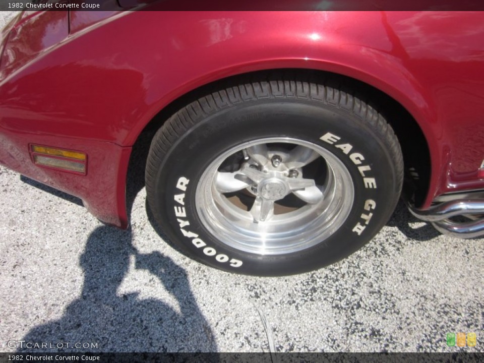 1982 Chevrolet Corvette Custom Wheel and Tire Photo #53398415