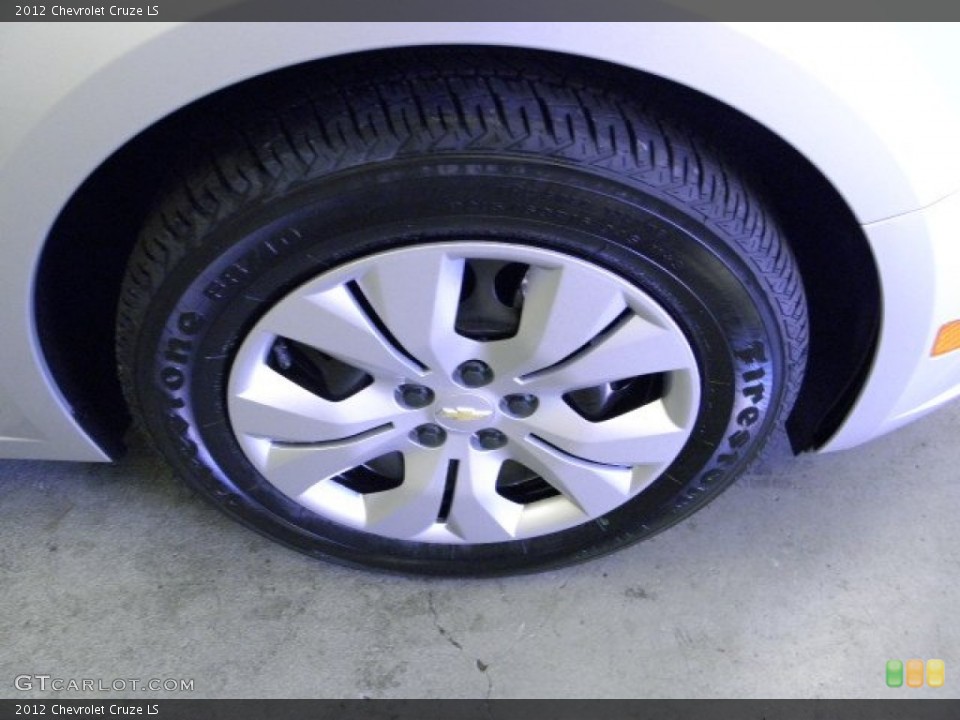 2012 Chevrolet Cruze LS Wheel and Tire Photo #53416477