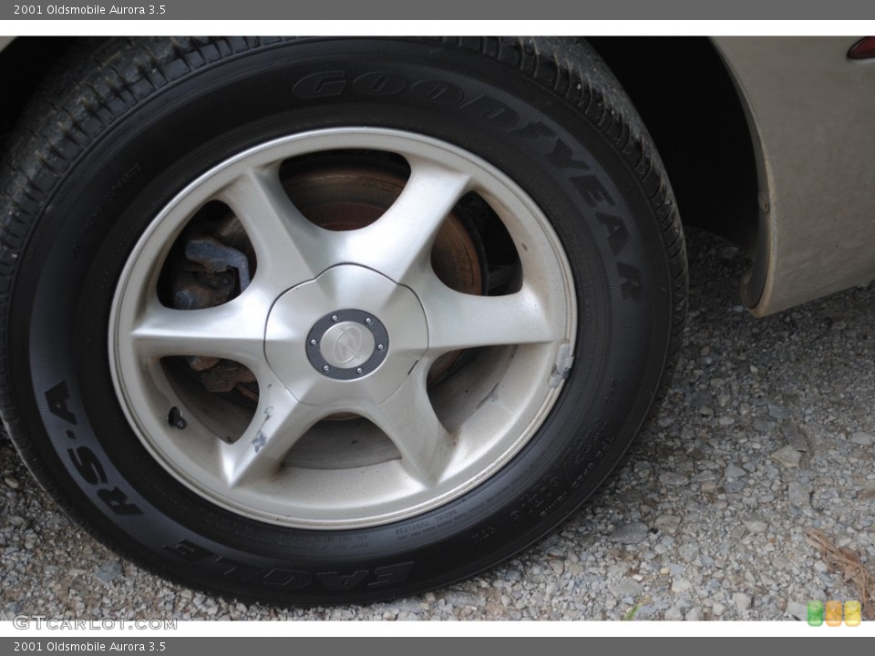 2001 Oldsmobile Aurora 3.5 Wheel and Tire Photo #53418226