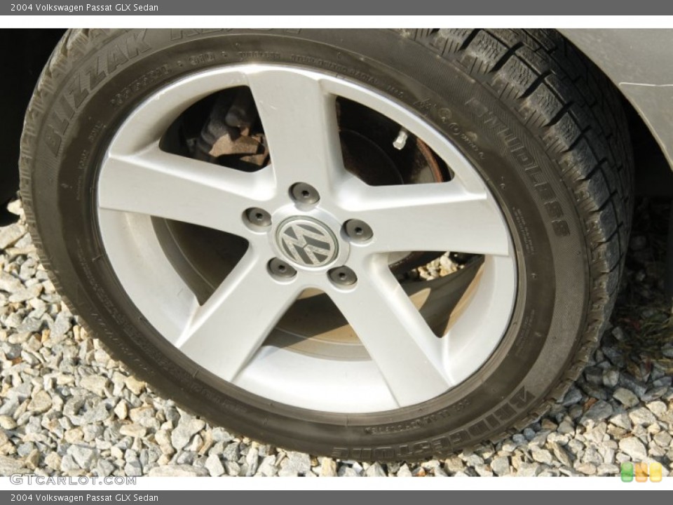 2004 Volkswagen Passat GLX Sedan Wheel and Tire Photo #53421046