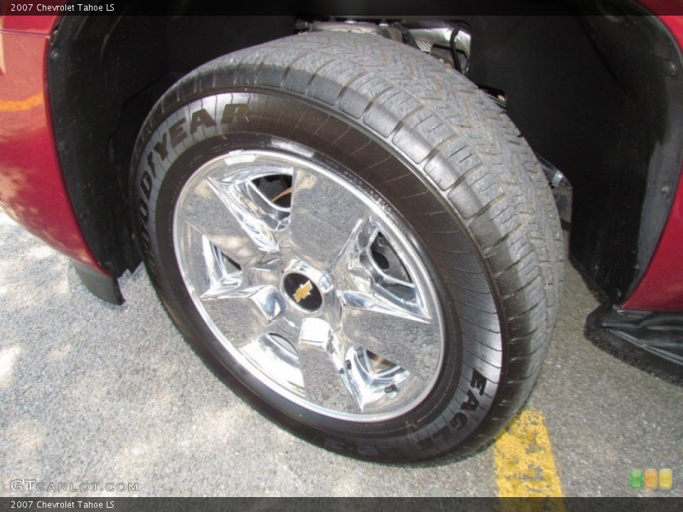 2007 Chevrolet Tahoe LS Wheel and Tire Photo #53460050