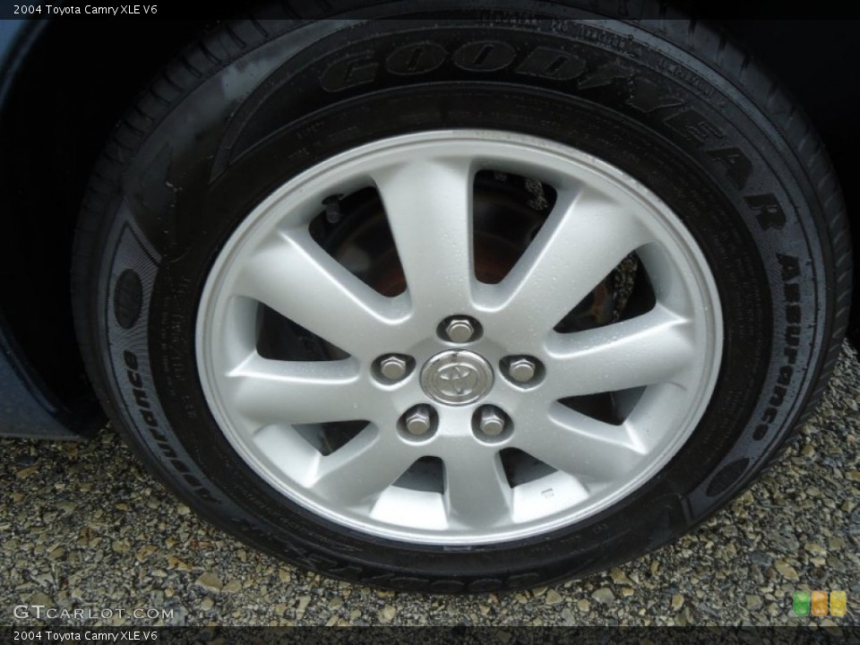 2004 Toyota Camry XLE V6 Wheel and Tire Photo #53491673