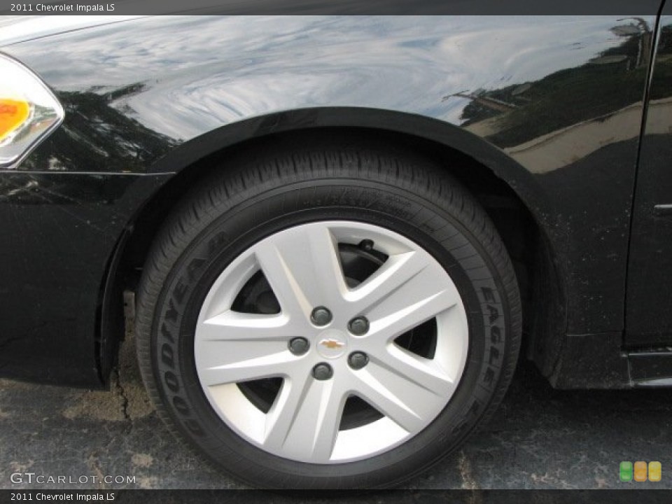 2011 Chevrolet Impala LS Wheel and Tire Photo #53524838